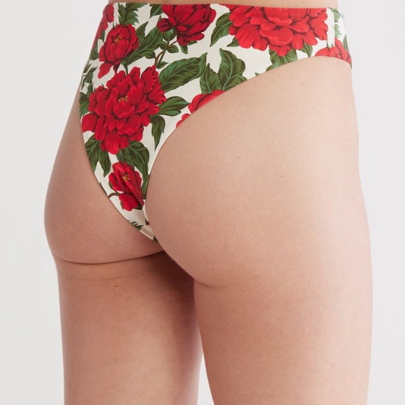 VNWT YB Swim Floral Red Rose Gianna Bottom - Size XS -- MSRP $42 - Picture 2 of 3